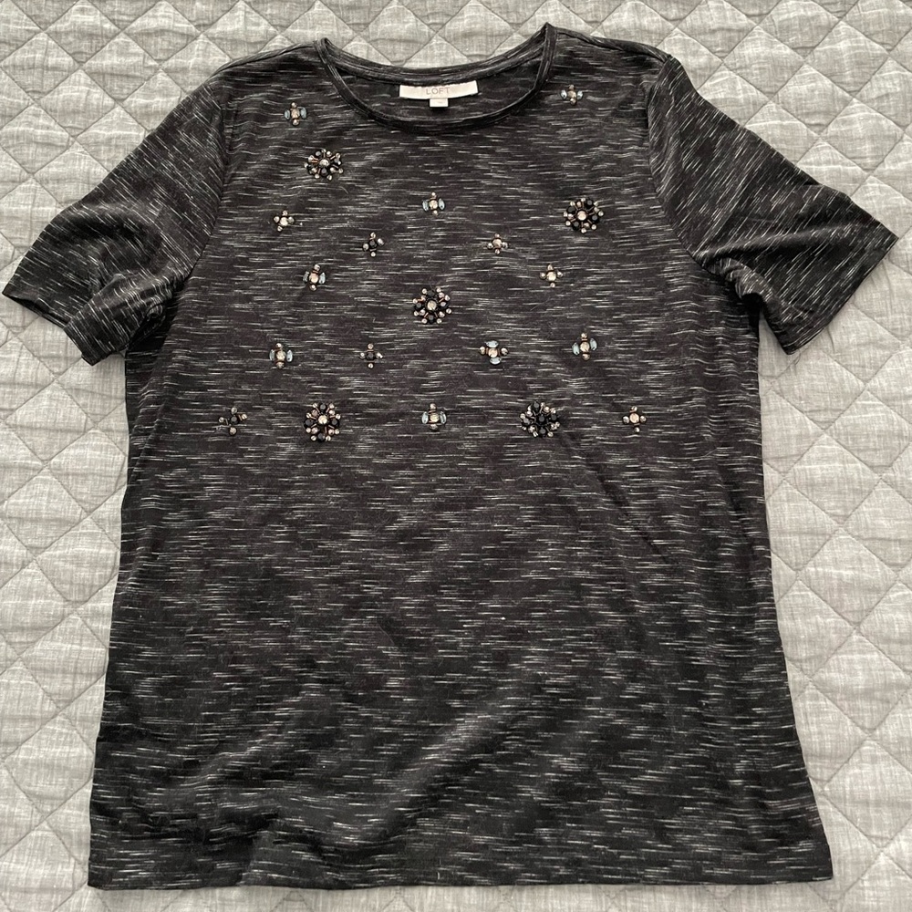 Womens knot embellished tee